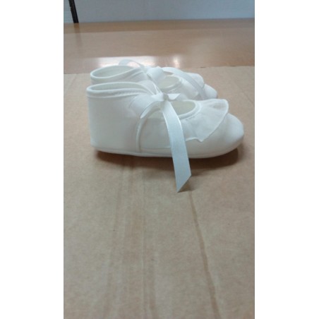 ZAPATOS CON PUNTILLA  25261 PAZ RODRIGUEZ